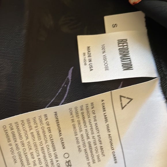 Reformation Dickinson Dress size small - Picture 8 of 8